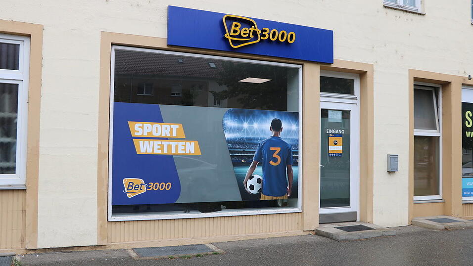 In diesem Wettb&uuml;ro am Herzog-Georg-Platz kam es zu dem &Uuml;berfall.&nbsp;