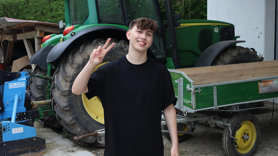 Finn hat derzeit allen Grund zum Lachen. Sein neues Musikvideo könnte das bisher erfolgreichste in seiner Karriere werden.