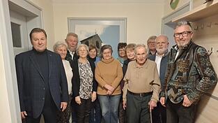 Der Sch&uuml;tzenverein &bdquo;Talsch&uuml;tz&ldquo; um Sch&uuml;tzenmeister Werner Pollak ist ab sofort Geschichte. Auch zweiter B&uuml;rgermeister Walter Dendorfer (links) und Gausch&uuml;tzenmeister Thomas Platzer (Zweiter von rechts) bedauern das.