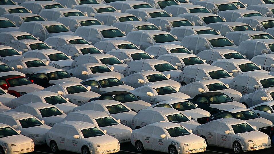 Bayerns Autoindustrie k&auml;mpft in ihren wichtigsten Exportm&auml;rkten China und USA mit gro&szlig;en Schwierigkeiten. (Symbolbild)