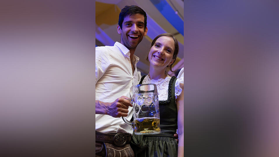 Die Partybilder vom Freitag, 7. August, aus dem Festzelt Reisinger. Die Partybilder vom Freitag, 7. August, aus dem Festzelt Reisinger.