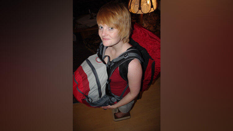 Imke Hansen und Andreas Goldbrunner reisen um die Welt. Imke mit 80 Kilogramm auf der Waage Imke Hansen und Andreas Goldbrunner reisen um die Welt. Imke mit 80 Kilogramm auf der Waage