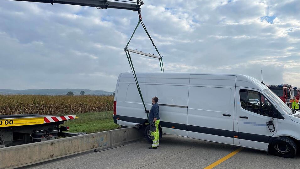 Die Bergung war nach gut einer Stunde abgeschlossen.