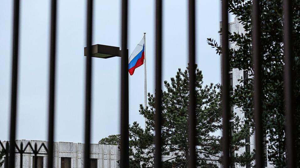 Auch die Botschaft Russlands in Washington arbeitete zuletzt mit Minimalbesetzung. (Archivbild)