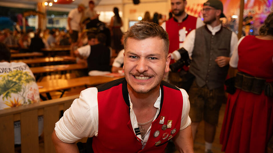 Die Partybilder vom Donnerstag, 13. August, aus dem Festzelt Greindl. Die Partybilder vom Donnerstag, 13. August, aus dem Festzelt Greindl.