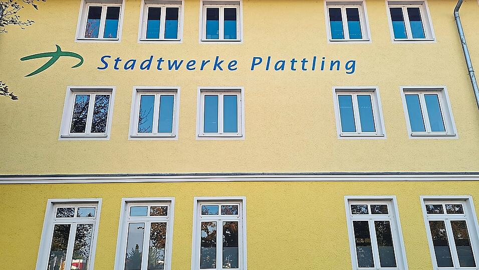 Künftig können die Beschäftigten der Plattlinger Stadtwerke auf die Hilfe künstlicher Intelligenz zurückgreifen. Künftig können die Beschäftigten der Plattlinger Stadtwerke auf die Hilfe künstlicher Intelligenz zurückgreifen.