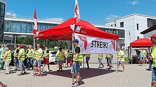 Die Goldsteig-Besch&auml;ftigten waren fest entschlossen, auch einen vierten Streiktag einzulegen. Das braucht es jetzt nicht mehr, da eine Einigung am Verhandlungstisch gelungen ist.