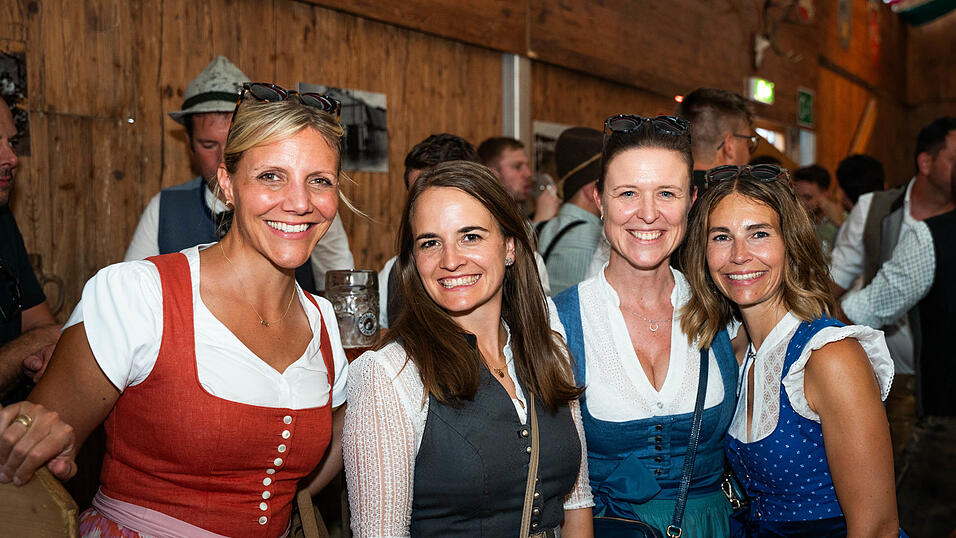Die Partybilder vom Samstag, 15. August, aus dem Festzelt Weckmann. Die Partybilder vom Samstag, 15. August, aus dem Festzelt Weckmann.