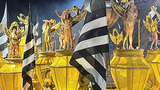 Die Schule «Botafogo Samba Clube» machte den Anfang beim farbenfrohen Spektakel.