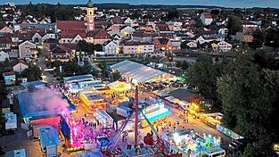 Das neu gestaltete Rodinger Volksfest hat sich bestens bewährt.