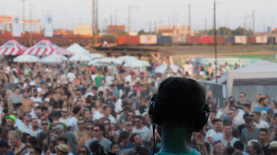 Geht auch 2020 weiter: Das Festival 'Zuckerbrot und Peitsche' in Regensburg. (Archivbild)