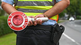 Die Polizei hat vergangene Woche abermals eine Schwerpunktkontrolle in der Tuner- und Poserszene durchgef&uuml;hrt.