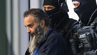 Der Angeklagte Taleb al-Abdulmohsen nannte am zweiten Prozesstag schockierende Details zur Tat. Der Angeklagte Taleb al-Abdulmohsen nannte am zweiten Prozesstag schockierende Details zur Tat.