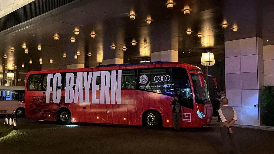 Der FC Bayern München ist in Hongkong angekommen. Der FC Bayern München ist in Hongkong angekommen.