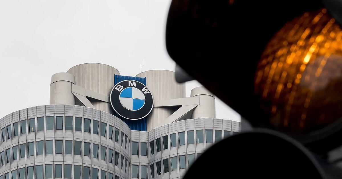 China crisis pushes BMW's sales down