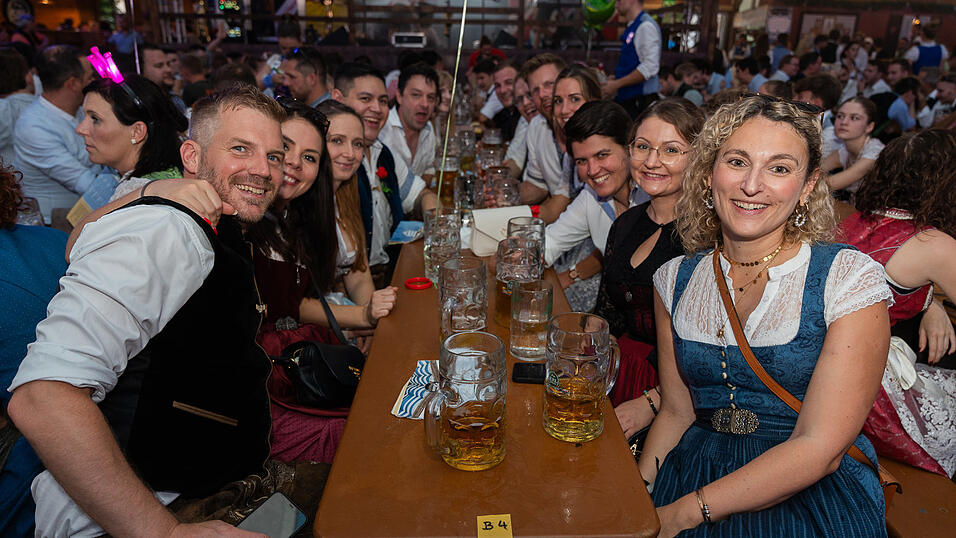 Die Partybilder vom Freitag, 18. August 2023, aus dem Festzelt Wenisch. Die Partybilder vom Freitag, 18. August 2023, aus dem Festzelt Wenisch.