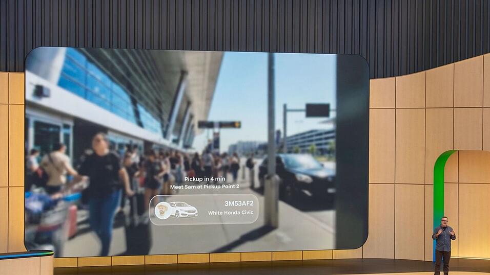 Eine sp&auml;tere Generation der KI-Brillen soll Informationen auf einem kleinen Display in einem der Gl&auml;ser einblenden k&ouml;nnen.