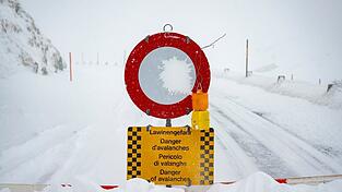 Brisante Lawinenlage in den Alpen: Bislang ist keine Entspannung in den n&auml;chsten Tagen in Sicht.