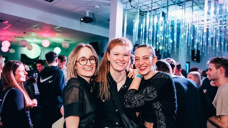 Die besten Osterparty-Bilder aus dem Overtime