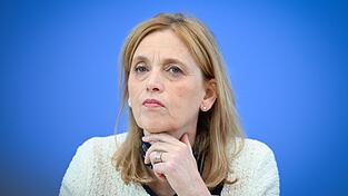 Familienministerin Prien glaubt nicht, dass die CDU ihre Position zur Leihmutterschaft zeitnah aufweicht. (Archivfoto) Familienministerin Prien glaubt nicht, dass die CDU ihre Position zur Leihmutterschaft zeitnah aufweicht. (Archivfoto)
