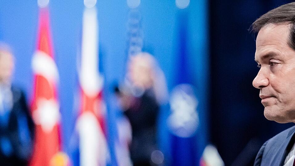 Will Nutzungseinschränkungen für US-Militärstützpunkte nicht akzeptieren: US-Außenminister Marco Rubio. Will Nutzungseinschränkungen für US-Militärstützpunkte nicht akzeptieren: US-Außenminister Marco Rubio.