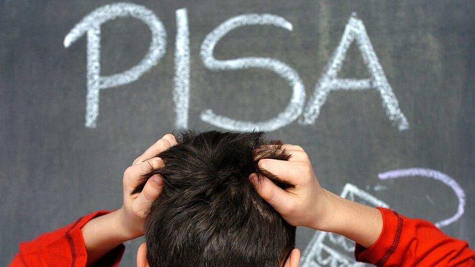 Alle drei Jahre nehmen auch deutsche Schülerinnen und Schüler an der internationalen Vergleichsstudie Pisa teil. (Symbolbild) Alle drei Jahre nehmen auch deutsche Schülerinnen und Schüler an der internationalen Vergleichsstudie Pisa teil. (Symbolbild)