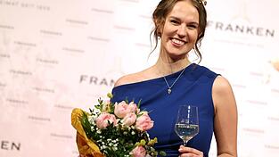 Angelina Seiler ist die 68. Fr&auml;nkische Weink&ouml;nigin.