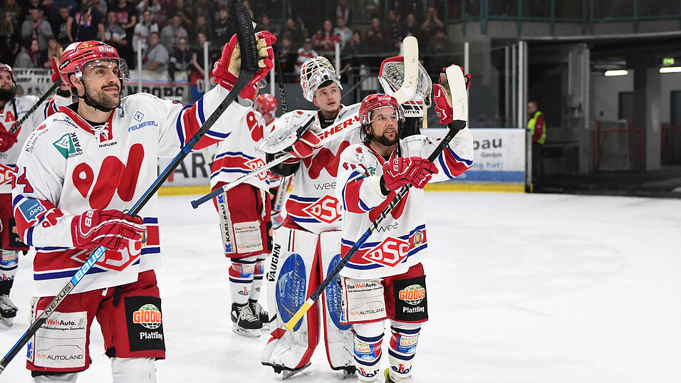 Der Deggendorfer SC hat das ostbayerische Derby bei den Eisbären Regensburg gewonnen. Der Deggendorfer SC hat das ostbayerische Derby bei den Eisbären Regensburg gewonnen.