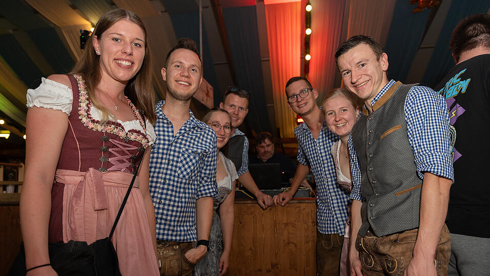 Die Partybilder vom Freitag, 11. August 2023, aus dem Festzelt Wenisch. Die Partybilder vom Freitag, 11. August 2023, aus dem Festzelt Wenisch.