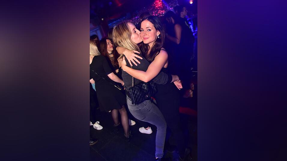 Schickes Parytvolk im Stars am Samstag in Landshut