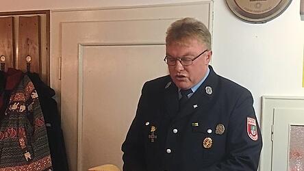 Kommandant Klaus Feldmeier berichtete &uuml;ber den aktiven Teil der Wehr.