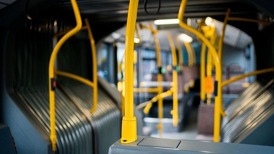 Alle Regensburger Busse von das Stadtwerk.Mobilit&auml;t wurden erneut mit dem antimikrobiellen Dyphox-Lack beschichtet.