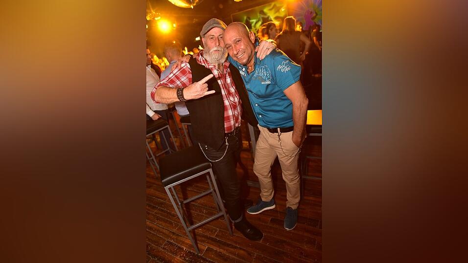 Im Stars wurde wurde wieder getanzt und gefeiert, bis das Licht anging.