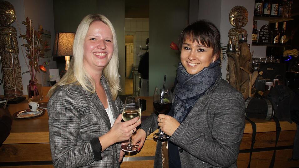 Musik überall: Bei der CHAMpions-Night war einiges geboten in der Chamer Innenstadt. Musik überall: Bei der CHAMpions-Night war einiges geboten in der Chamer Innenstadt.