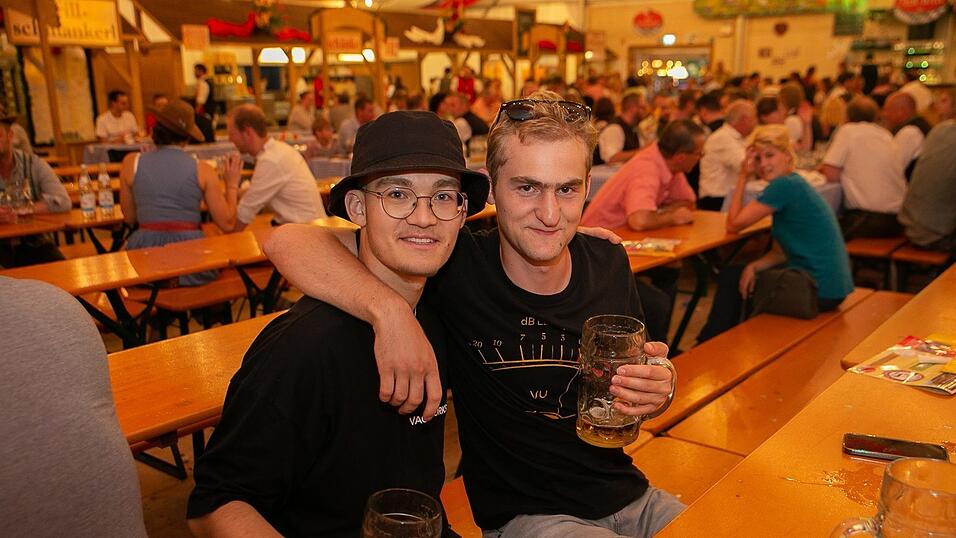 Die Partybilder von Mittwoch, 17. August 2022, aus dem Festzelt Greindl.