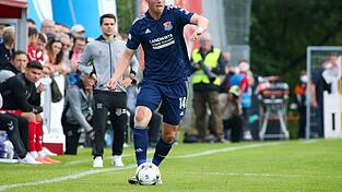 Die SpVgg Unterhaching, hier Felix Göttlicher beim Regionalliga-Auftakt gegen Aubstadt, ist zwar vergangene Saison aus der dritten Liga abgestiegen, erhält aber immerhin die höchste Ausschüttung aus dem Nachwuchsfördertopf des DFB für Drittligisten. Die SpVgg Unterhaching, hier Felix Göttlicher beim Regionalliga-Auftakt gegen Aubstadt, ist zwar vergangene Saison aus der dritten Liga abgestiegen, erhält aber immerhin die höchste Ausschüttung aus dem Nachwuchsfördertopf des DFB für Drittligisten.