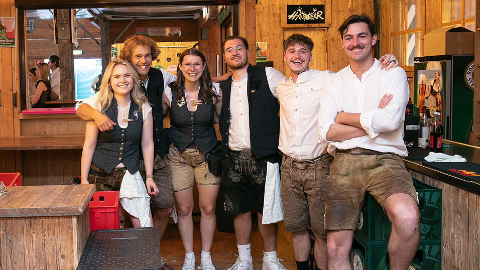 Die Partybilder vom Montag, 18. August, aus dem Festzelt Weckmann. Die Partybilder vom Montag, 18. August, aus dem Festzelt Weckmann.