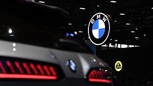 BMW leidet unter &auml;hnlichen Problemen wie die anderen deutschen Autohersteller, kann unter dem Strich aber mehr Geld verdienen. (Archivbild)