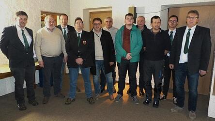 Sie stehen für die nächsten drei Jahre an der Spitze der Fischereivereins Furth im Wald: Hermann Schillbach, Alfred Durczok, Uwe Margeth, Harald Sieche, Alfred Hartl, Josef Hönig, Tobias Fischer, Klaus Altmann, Walter Bauer, Michael Schönberger und Franz Sporer (von links)