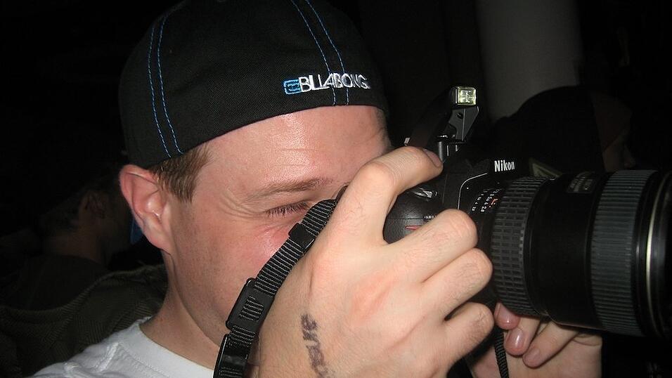 Rund 4000 Boarderfreunde feierten bei der Weltpremiere des neuesten Films von Isenseven, 'Let's go get lost' in M&uuml;nchen.