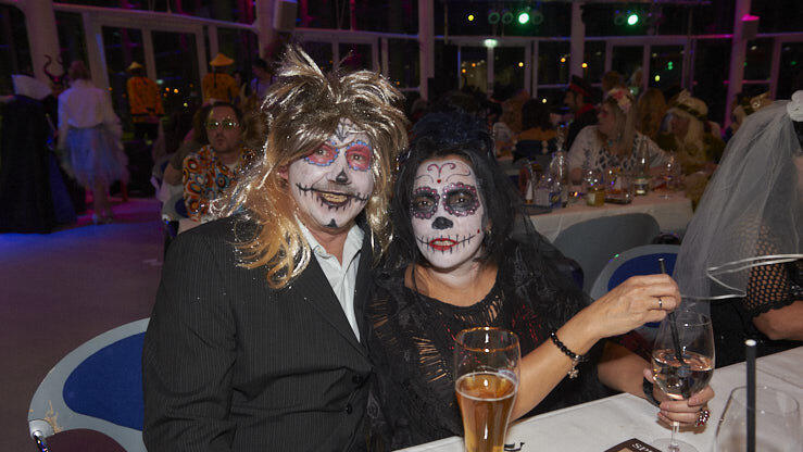 Die Narren waren bester Stimmung und hatten sich allesamt kreative Kostüme ausgesucht. Die Narren waren bester Stimmung und hatten sich allesamt kreative Kostüme ausgesucht.