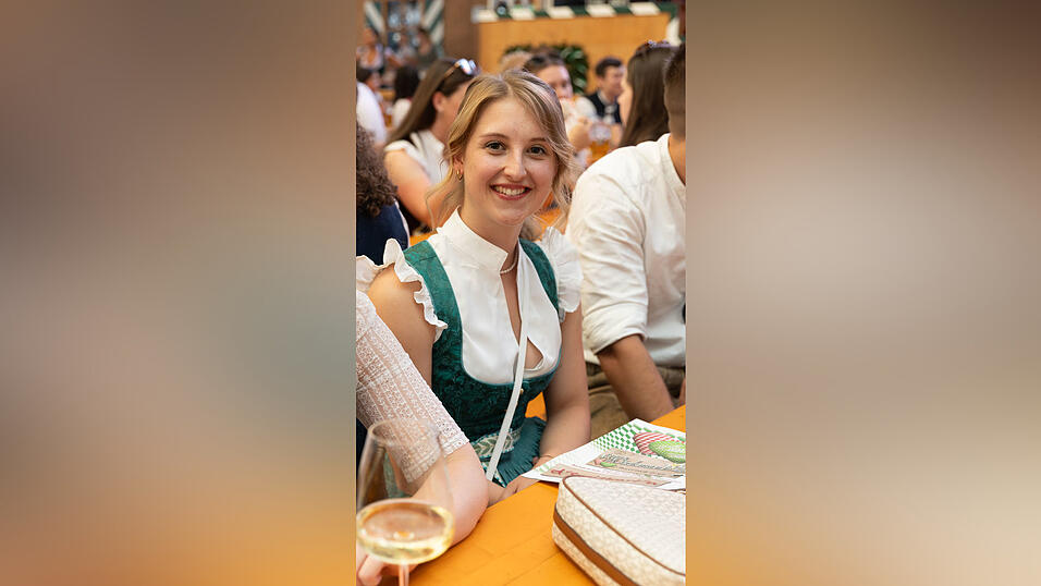 Die Partybilder vom Sonntag, 9. August, aus dem Festzelt Weckmann. Die Partybilder vom Sonntag, 9. August, aus dem Festzelt Weckmann.