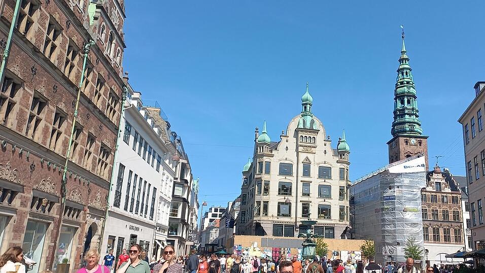 Bunte Häuser, eine schöne Hafenpromenade und viele Sehenswürdigkeiten: Meine Fotos aus Kopenhagen.