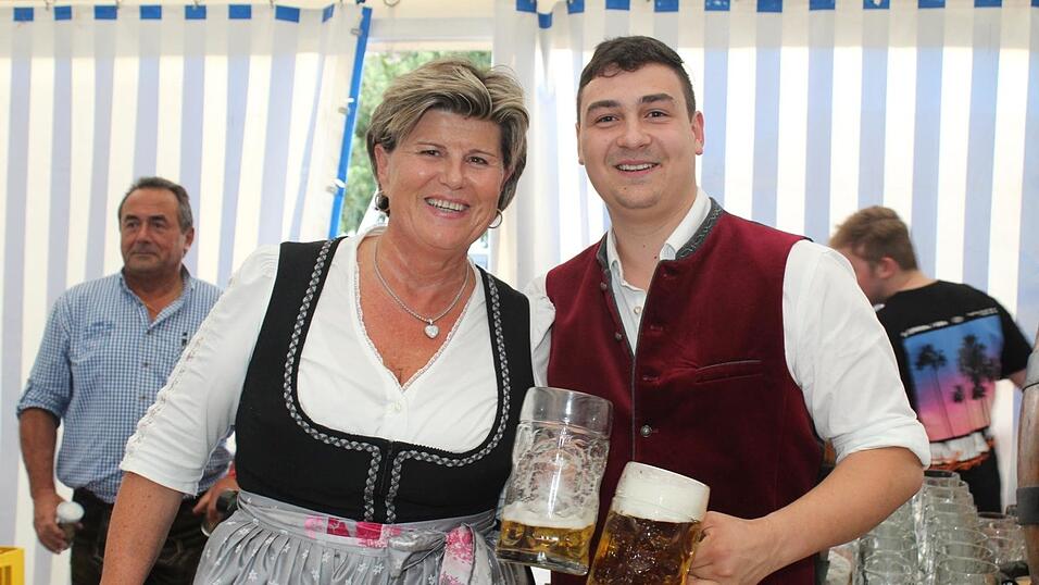 Zur Musik von Headless wurde ausgelassen gefeiert.