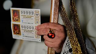 Insgesamt werden mehr als 2,77 Milliarden Euro verteilt.