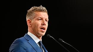 Die Mehrheit der B&uuml;rger Ungarns hat f&uuml;r Peter Magyar gestimmt.