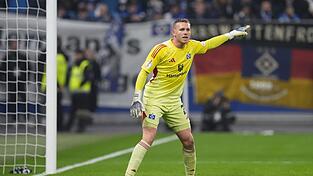 Torwart Daniel Peretz will den Hamburger SV unbedingt verlassen. (Archivbild)