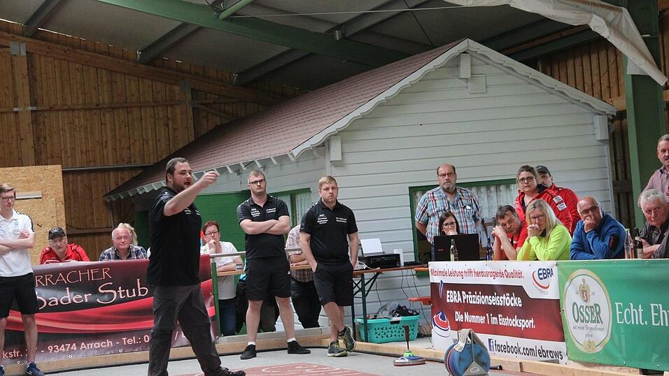 Trotz einer 3:1-F&uuml;hrung mussten sich die Buam aus dem Lamer Winkel am Ende dem TSV Hartpenning verdient mit 3:7 geschlagen geben.