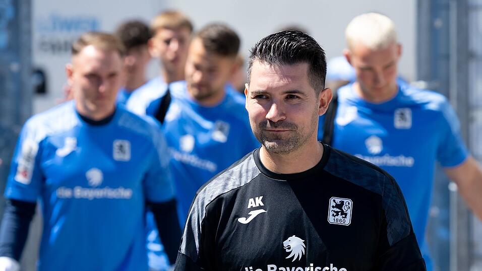 U21-Trainer Alper Kayabunar leitet vorerst das Training der &laquo;L&ouml;wen&raquo;.