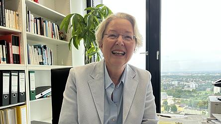 Annette Ramelsberger hat 15 Jahre lang f&uuml;r die S&uuml;ddeutsche Zeitung aus den Gerichtss&auml;len der Republik berichtet.